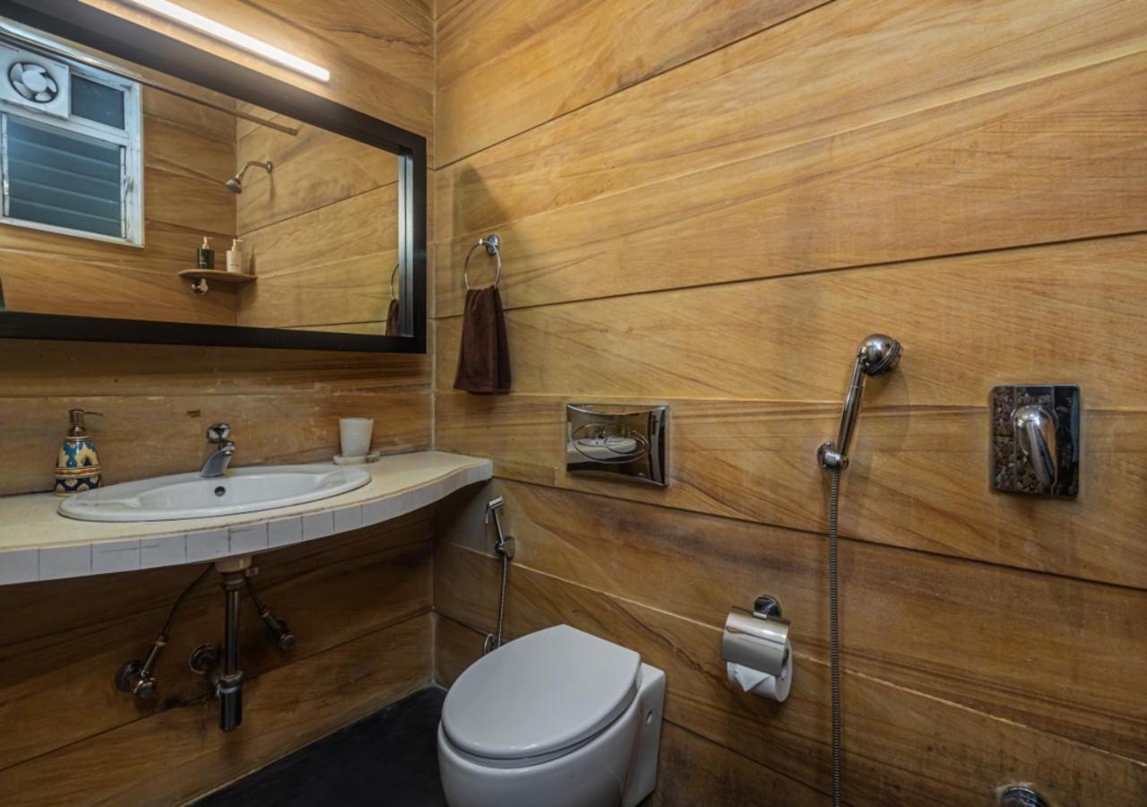 Saffronstays Urja, Lonavala - Private Villa With 2 Pools, Spa Room, Private Elevator & Waterfall Dış mekan fotoğraf